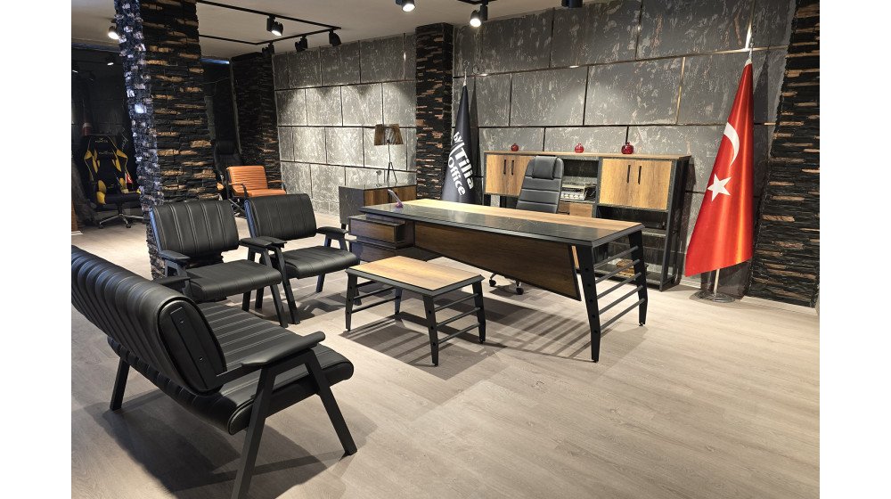 Tilia Valencia yönetici ofis paketi; suntalam masa takımı, KNY makam koltuğu ve Lazer bekleme grubu dahil.